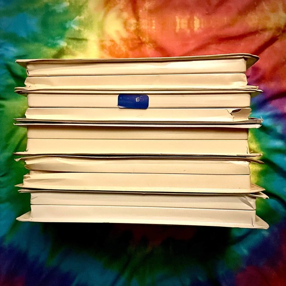 Cartoon Classics VHS Collector Set - 5 Clamshell Cased Films!! - Picture 13 of 14